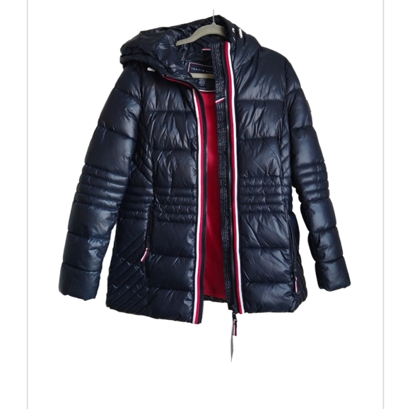 Tommy Hilfiger Jackets & Blazers - 🎉Tommy Hilfiger Navy Blue Puffy Coat Large🎉